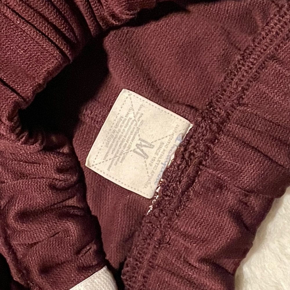 CHAMPION - Men’s jogger - EUC - Medium